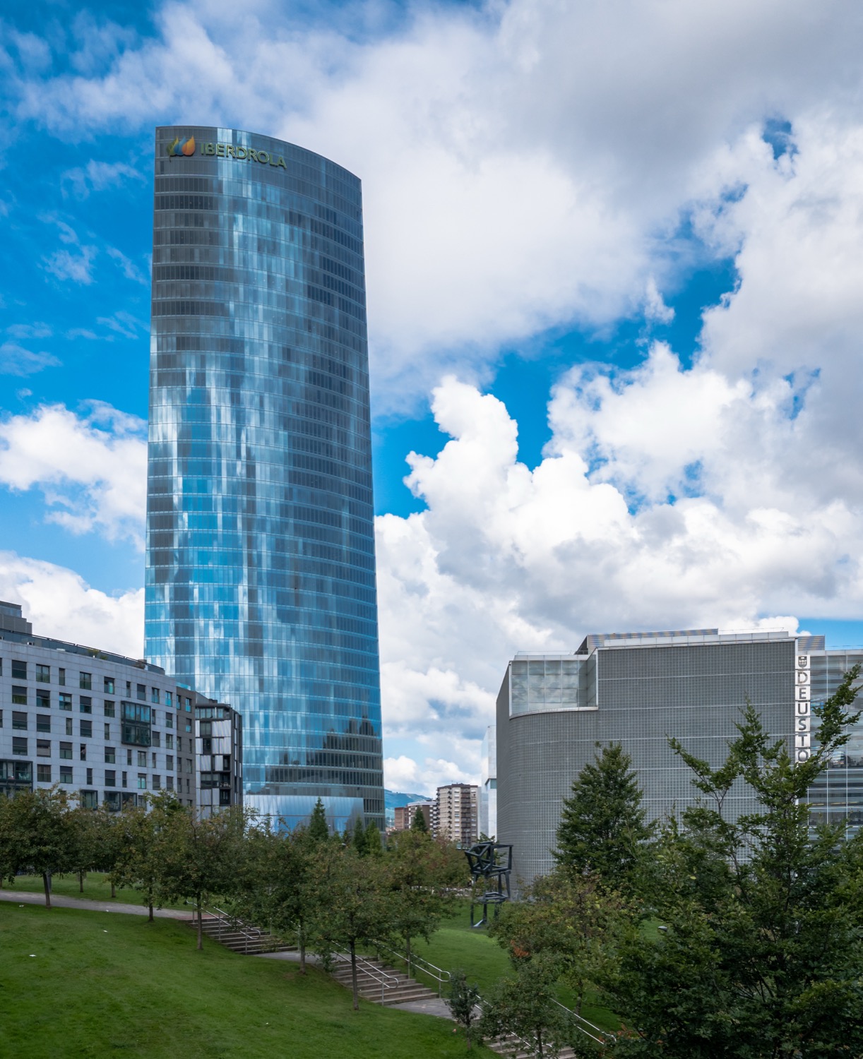 Torre Iberdrola, el edificio más alto de Bilbao, sede del evento corporativo de Smurfit Kappa